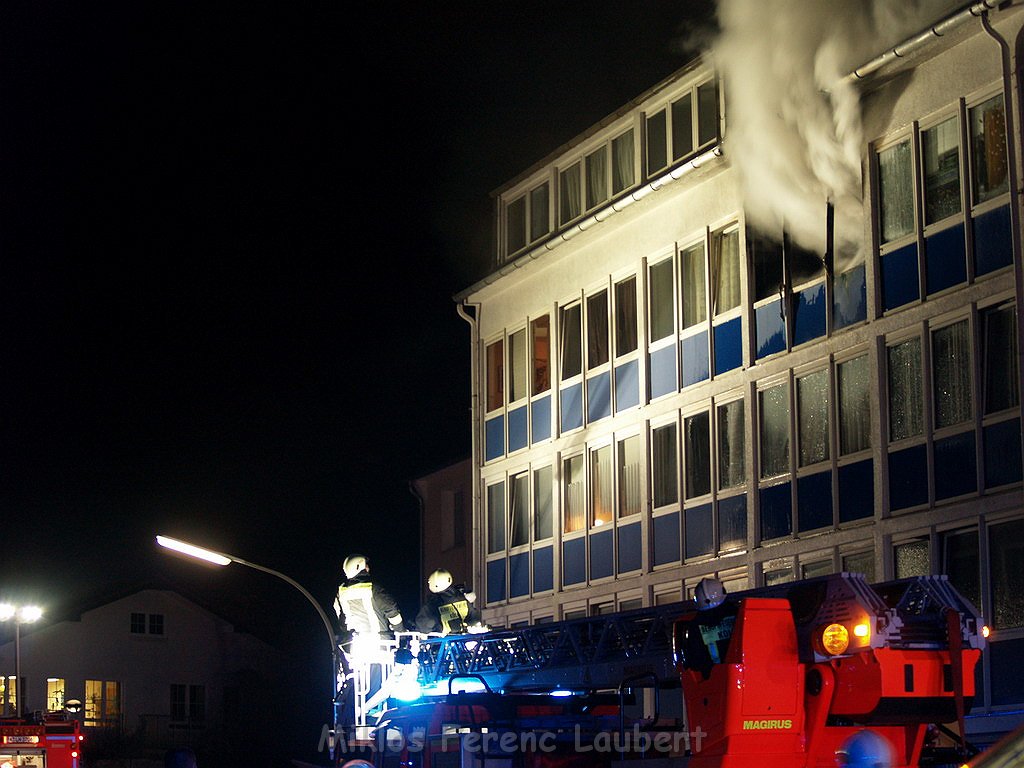 Feuer 3 Koeln Hoehenberg Bochumerstr 022.JPG